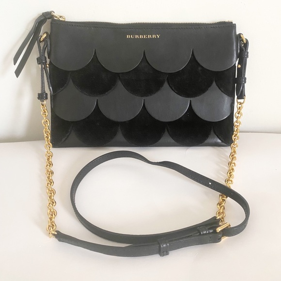 Burberry Black and Gold Crossbody Bag with Scalloped Design - Picture 1 of 12